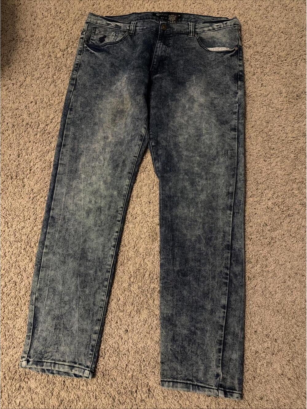 Rocawear Slim Fit Acid Washed Men’s Jeans Size 38 Embroidered Pocket Design